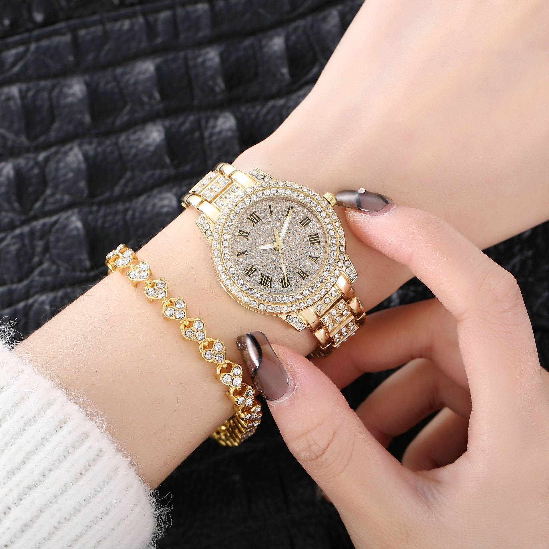 1697312203409.jpg Exclusive Watch With Bracelet For Ladies - Image 1